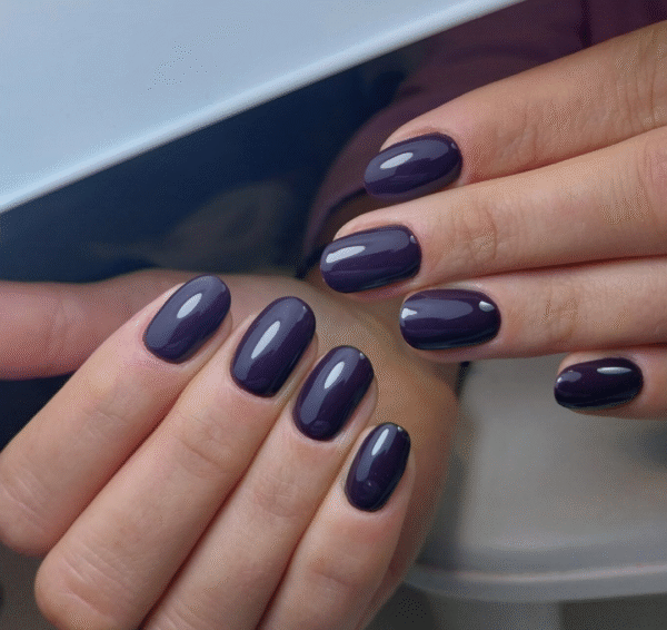 Polka dots viralowe paznokcie